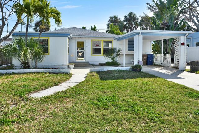 135 143RD AVENUE E, Madeira Beach, FL 33708