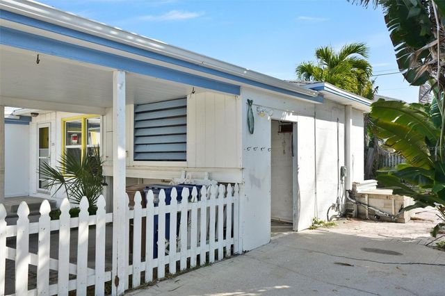 135 143RD AVENUE E, Madeira Beach, FL 33708