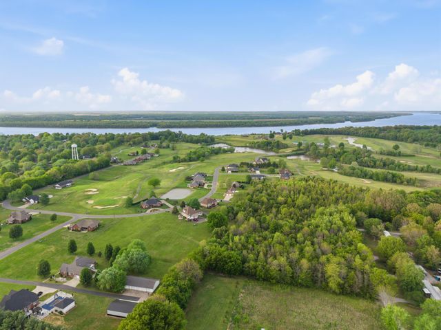 113 Clubhouse Drive, Ledbetter, KY 42058