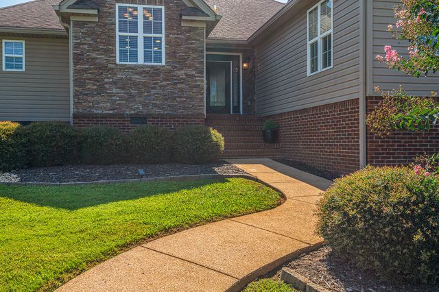7918 Wolftever Drive, Ooltewah, TN 37363