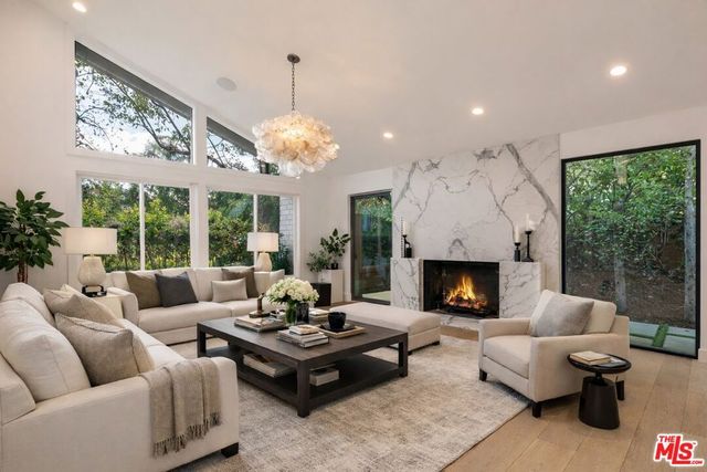 9823 Cardigan Place, Beverly Hills, CA 90210
