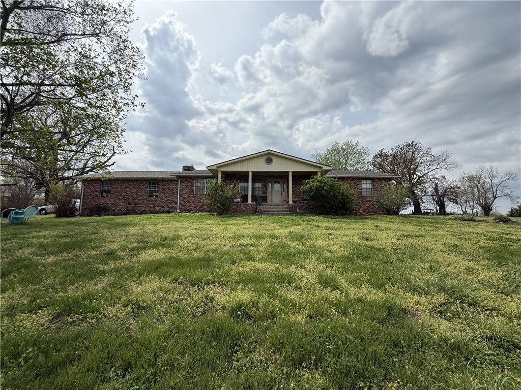 17477 Hwy 7 North, Lead Hill, AR 72644