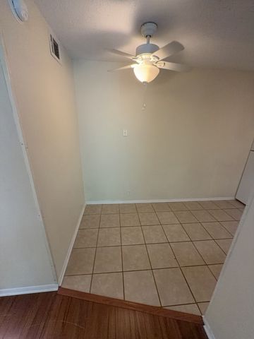 441 Harding Pl Apt H10, Nashville, TN 37211
