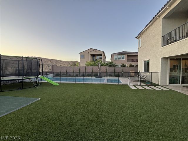 10841 Flying Nell Court, Las Vegas, NV 89141