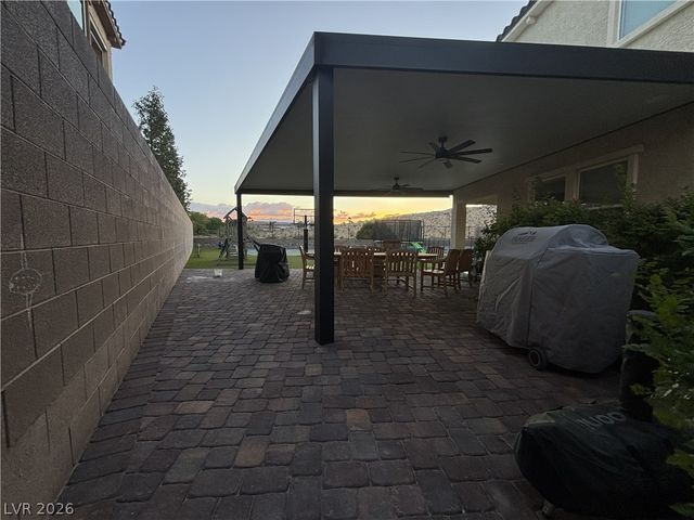 10841 Flying Nell Court, Las Vegas, NV 89141