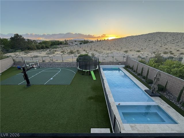 10841 Flying Nell Court, Las Vegas, NV 89141