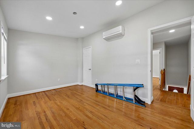 2826 NEWTON ST NE, Washington, DC 20018