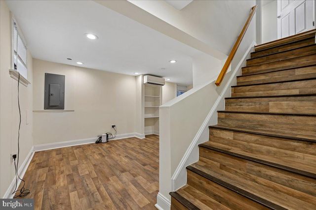 2826 NEWTON ST NE, Washington, DC 20018