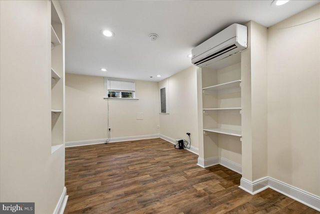 2826 NEWTON ST NE, Washington, DC 20018