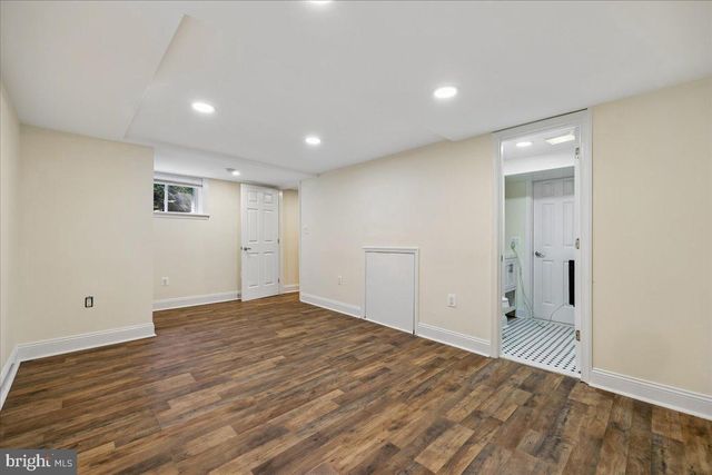 2826 NEWTON ST NE, Washington, DC 20018