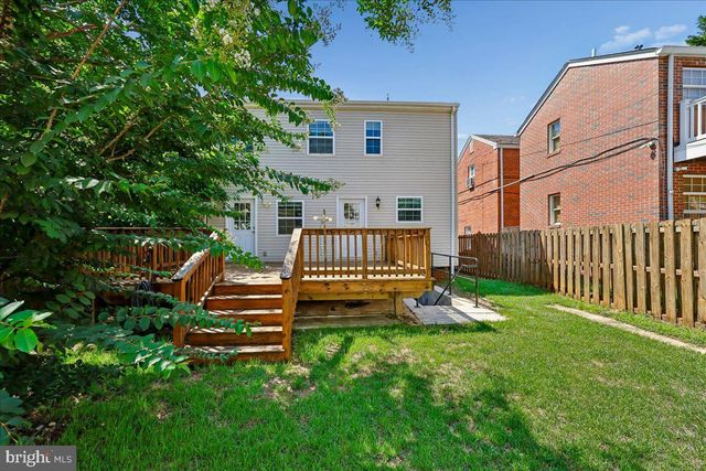 2826 NEWTON ST NE, Washington, DC 20018