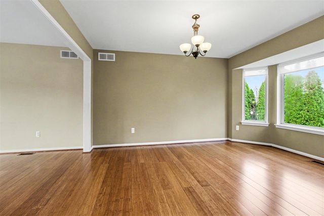 173 Wild Ivy Court, Ann Arbor, MI 48103