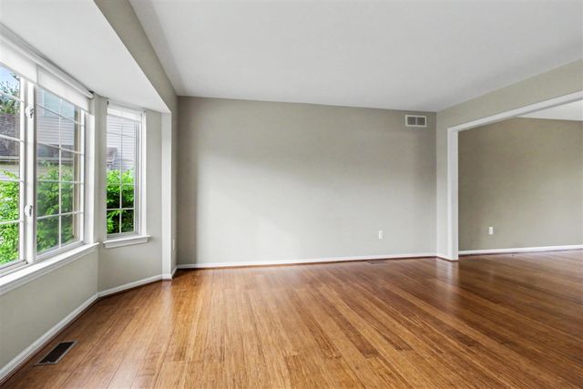 173 Wild Ivy Court, Ann Arbor, MI 48103