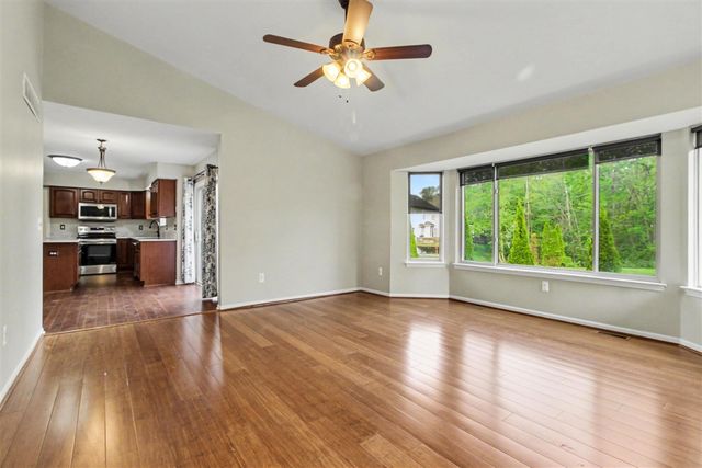 173 Wild Ivy Court, Ann Arbor, MI 48103