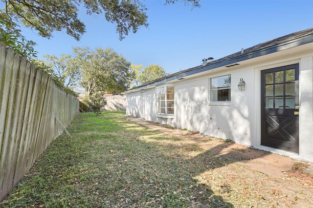 12939 Westhorpe Drive, Houston, TX 77077
