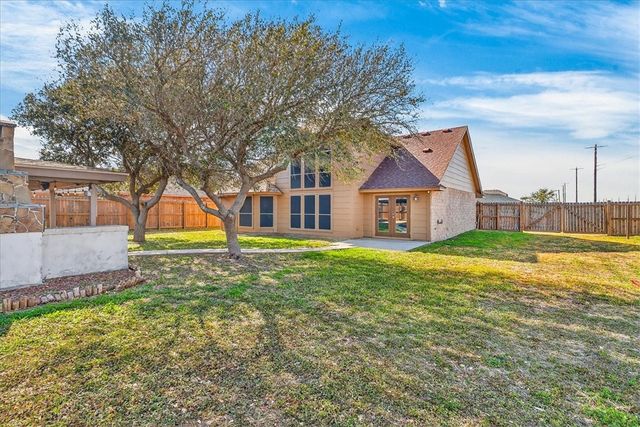 7502 Freds Folly Dr, Corpus Christi, TX 78414