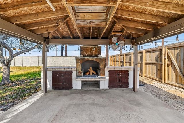 7502 Freds Folly Dr, Corpus Christi, TX 78414