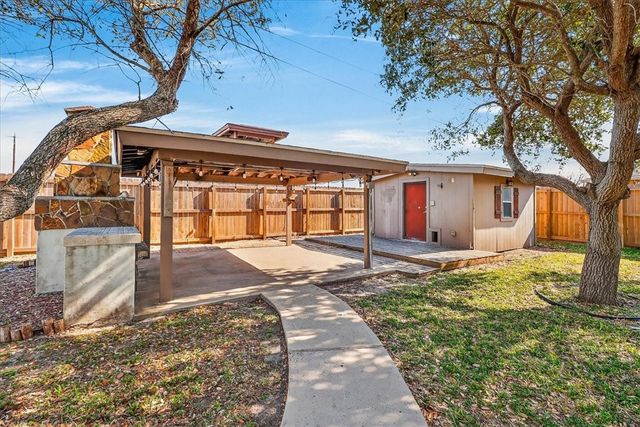 7502 Freds Folly Dr, Corpus Christi, TX 78414