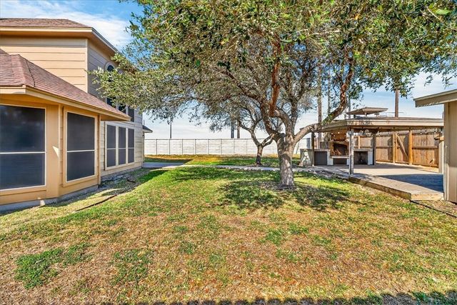 7502 Freds Folly Dr, Corpus Christi, TX 78414