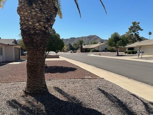 4213 E MANDAN Street E, Phoenix, AZ 85044