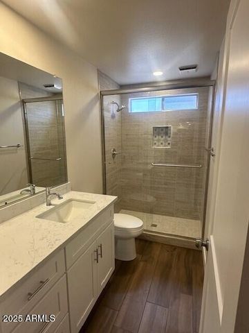 4213 E MANDAN Street E, Phoenix, AZ 85044