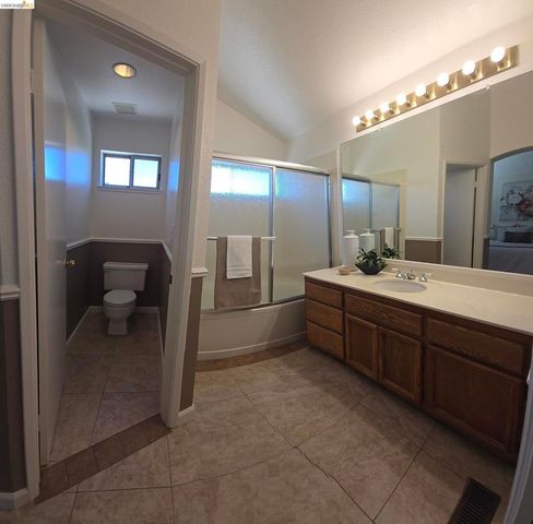 4976 Parkgreen Cir, Antioch, CA 94531