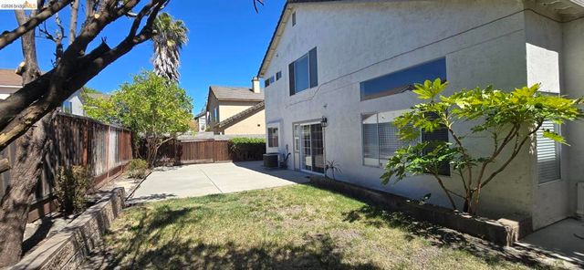 4976 Parkgreen Cir, Antioch, CA 94531