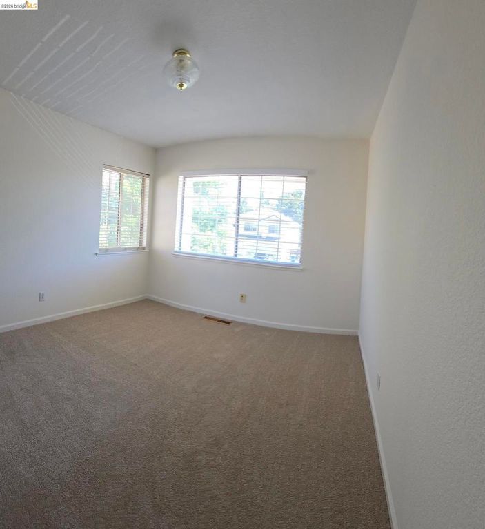 Image 22 of property listing at 4976 Parkgreen Cir, Antioch, CA 94531