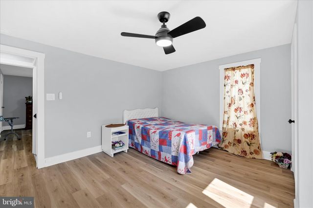 326 VINEMONT RD, Reinholds, PA 17569