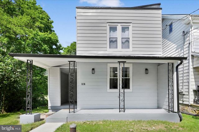326 VINEMONT RD, Reinholds, PA 17569