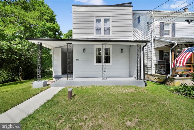 326 VINEMONT RD, Reinholds, PA 17569