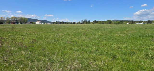 44XX N Swenson Rd, Clayton, WA 99110