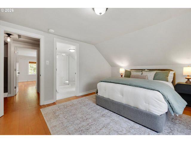 9625 Sw CYPRESS St, Beaverton, OR 97005
