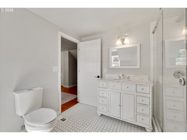 9625 Sw CYPRESS St, Beaverton, OR 97005