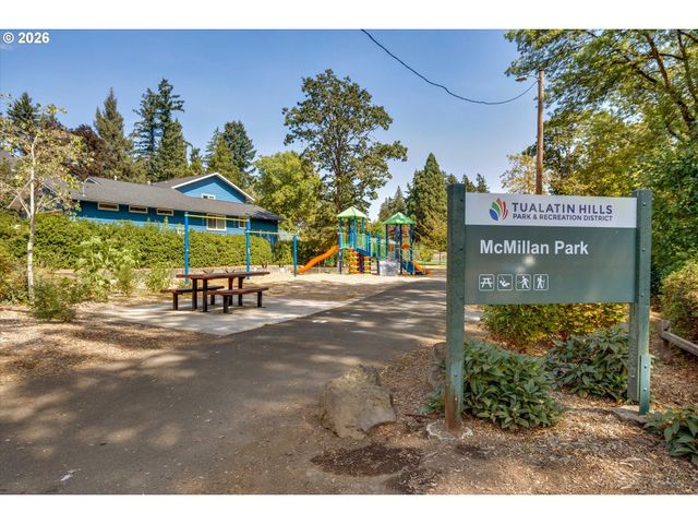 9625 Sw CYPRESS St, Beaverton, OR 97005