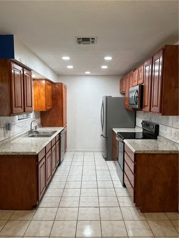 5409 Crossridge Dr, Corpus Christi, TX 78413
