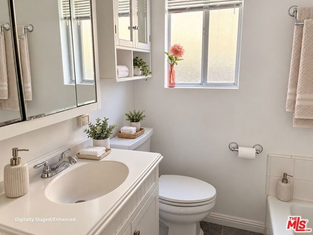 1701 N Buena Vista Street, Burbank, CA 91505