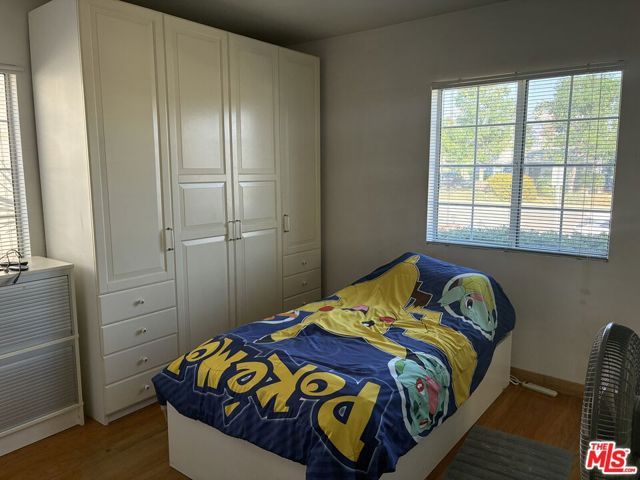 1701 N Buena Vista Street, Burbank, CA 91505