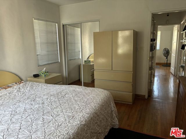 1701 N Buena Vista Street, Burbank, CA 91505