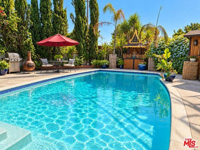 1701 N Buena Vista Street, Burbank, CA 91505
