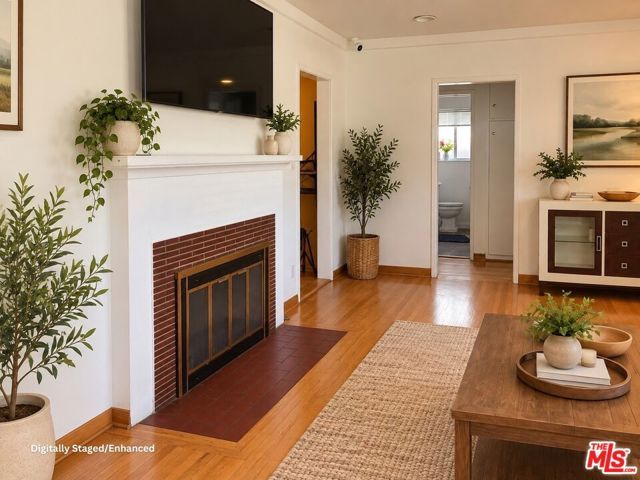 1701 N Buena Vista Street, Burbank, CA 91505