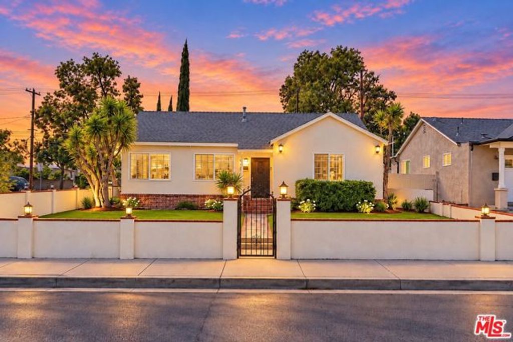 1701 N Buena Vista Street, Burbank, CA 91505