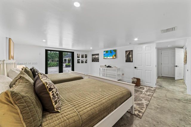 14875 SW 212th St, Miami, FL 33187