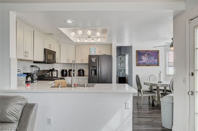 1621 Beech Grove Drive, Las Vegas, NV 89119