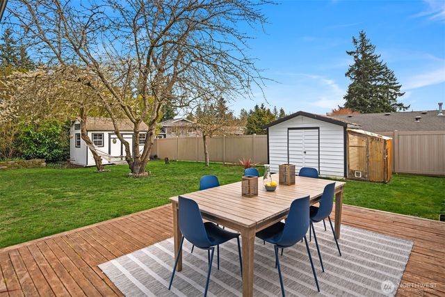 6717 193rd Street SW, Lynnwood, WA 98036