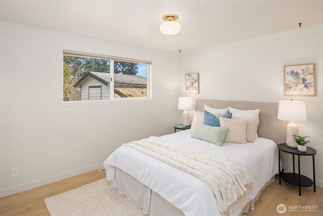 6717 193rd Street SW, Lynnwood, WA 98036