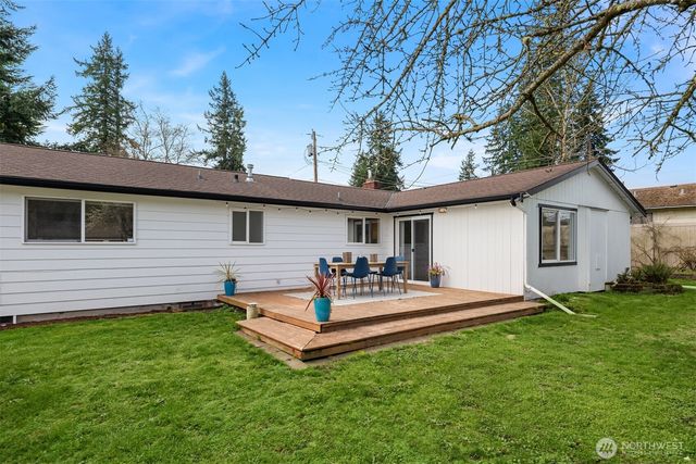 6717 193rd Street SW, Lynnwood, WA 98036