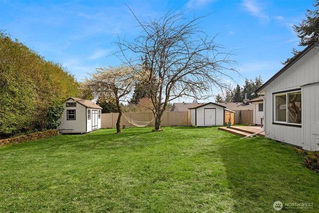 6717 193rd Street SW, Lynnwood, WA 98036