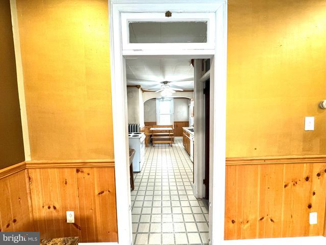 50 W SAVORY ST, Pottsville, PA 17901