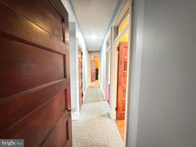 50 W SAVORY ST, Pottsville, PA 17901